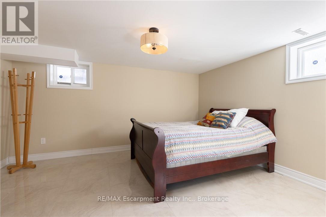 3346 LAKESHORE ROAD W - 26