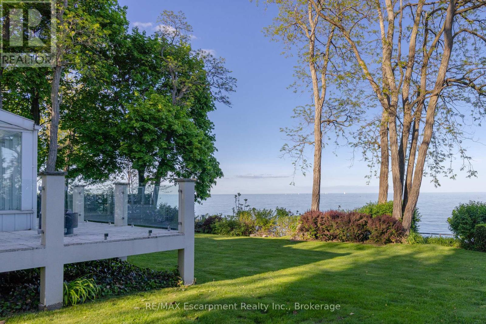 3346 LAKESHORE ROAD W - 3