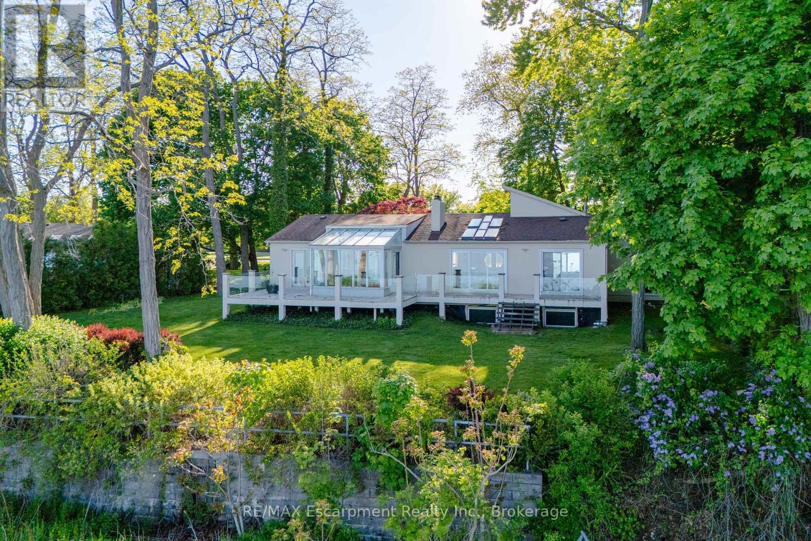 3346 LAKESHORE ROAD W - 32