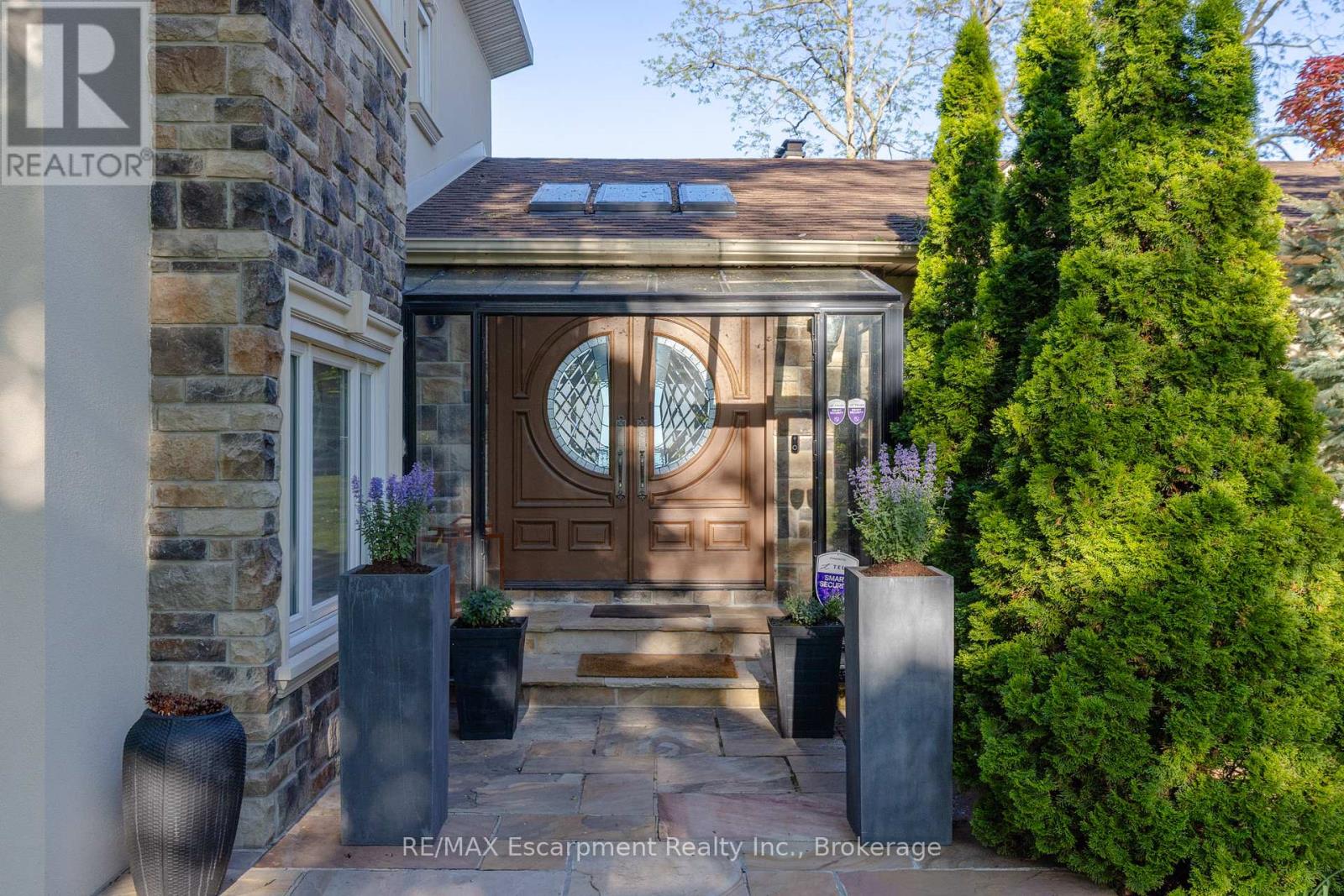 3346 LAKESHORE ROAD W - 4