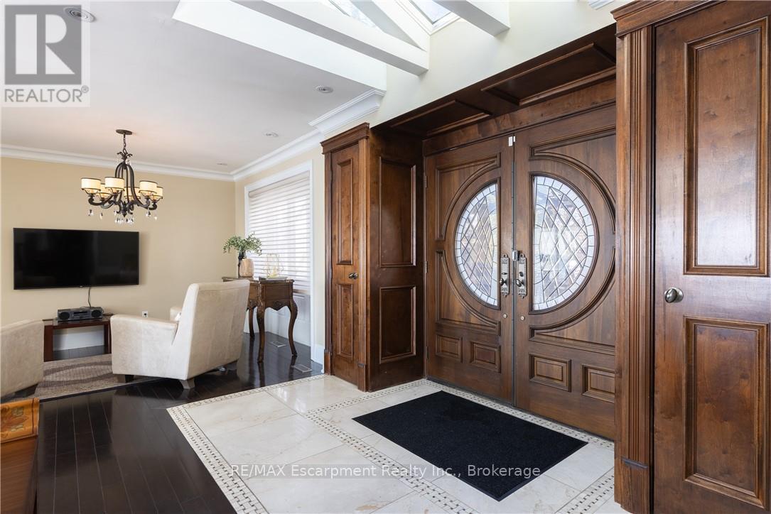 3346 LAKESHORE ROAD W - 5