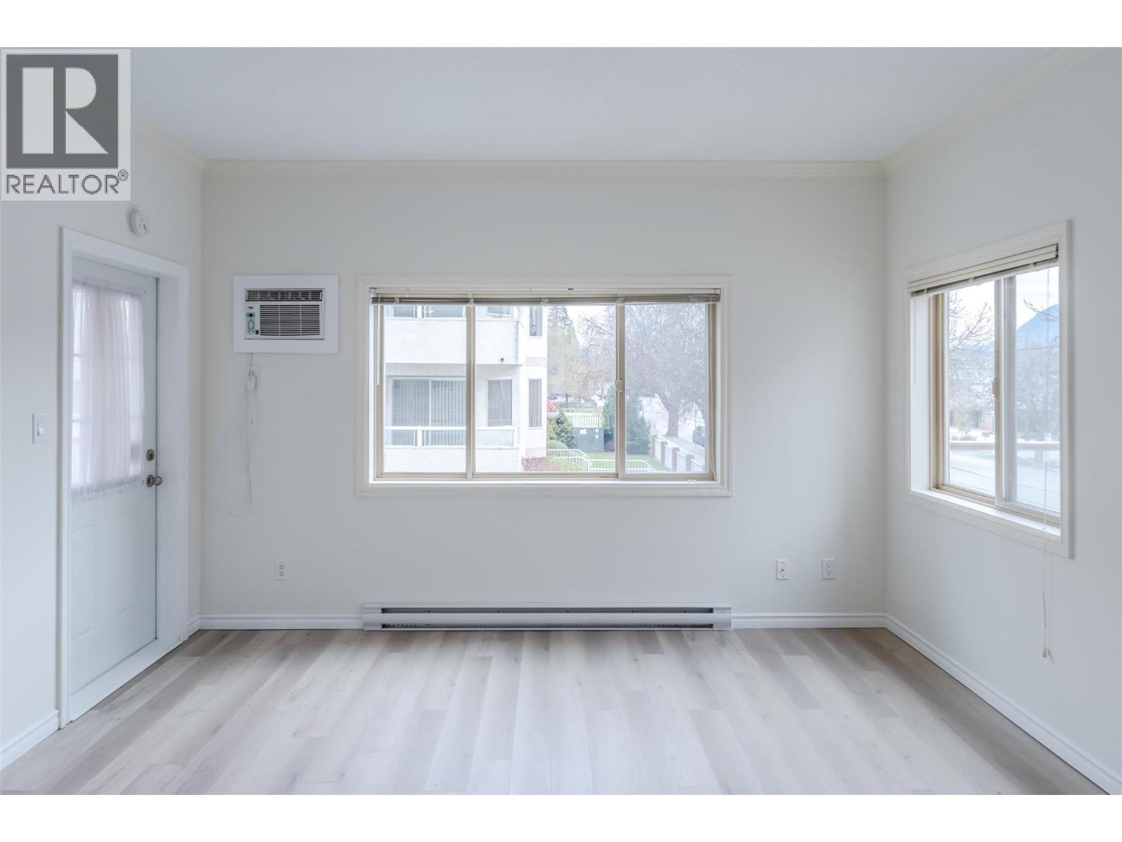 #208 196 WADE Avenue - 15