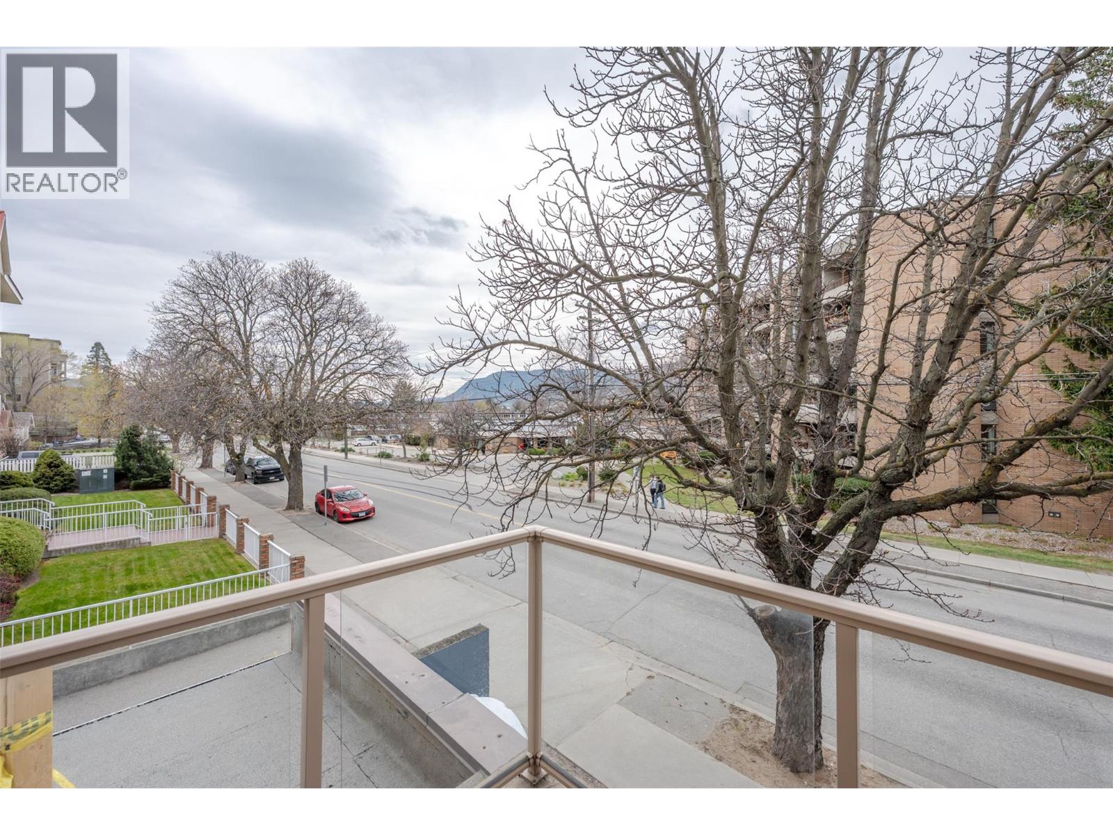 #208 196 WADE Avenue - 10
