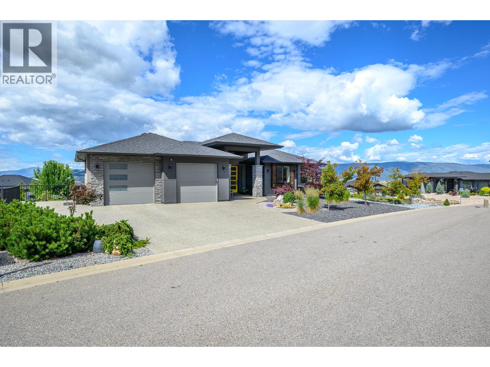  306 Baldy Place, Vernon