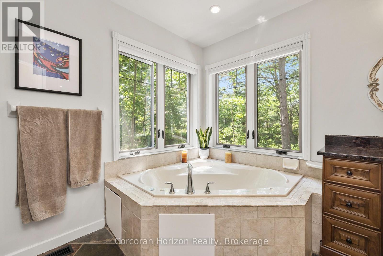 100 ISLAND 630 GEORGIAN BAY - 21