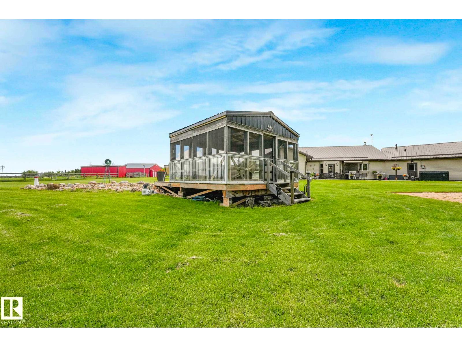 25426 TWP ROAD 602 - 51