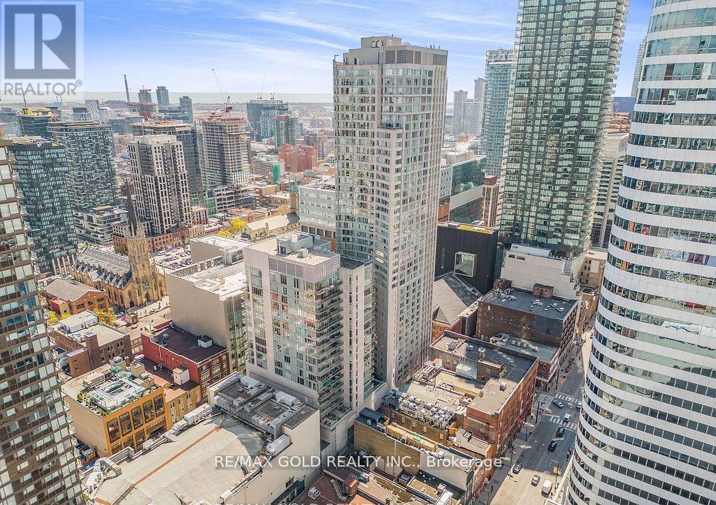 #1506 200 VICTORIA STREET - 1