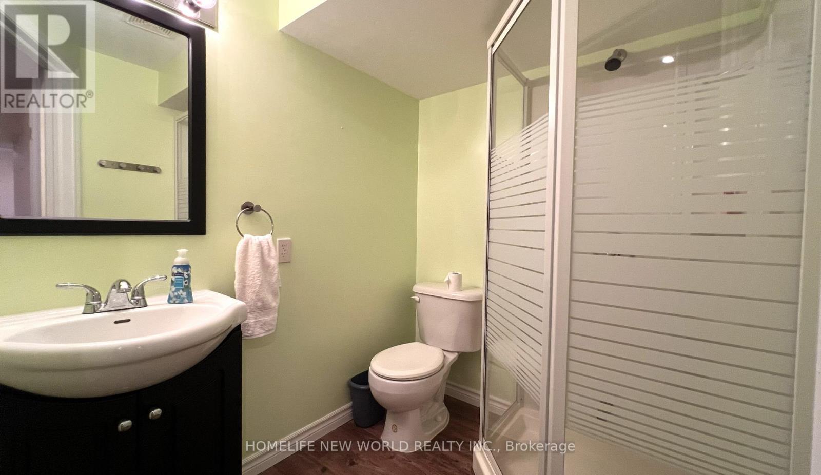 2485 BLUE HOLLY CRESCENT - 29