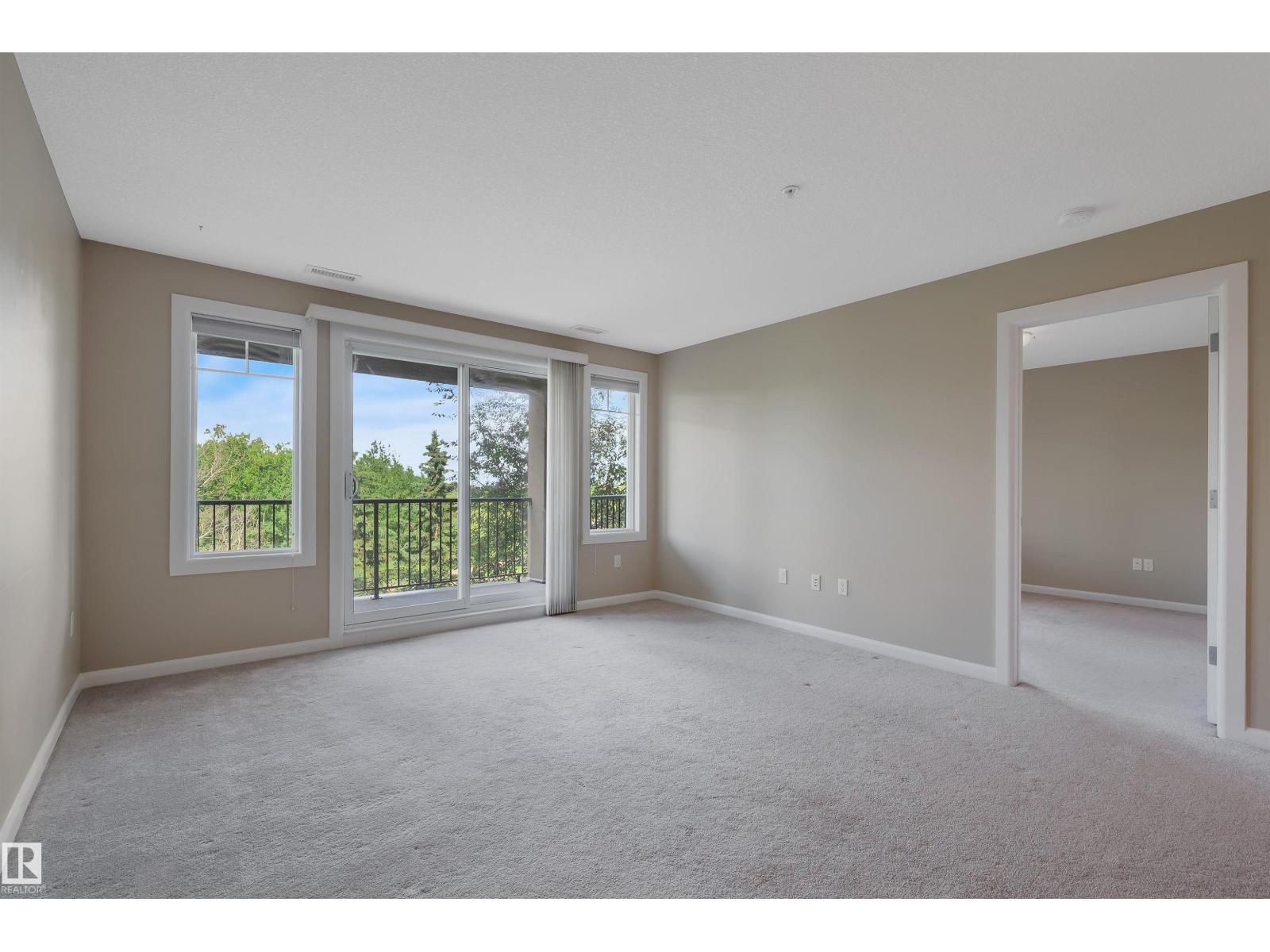 #221 300 Palisades WY - 17