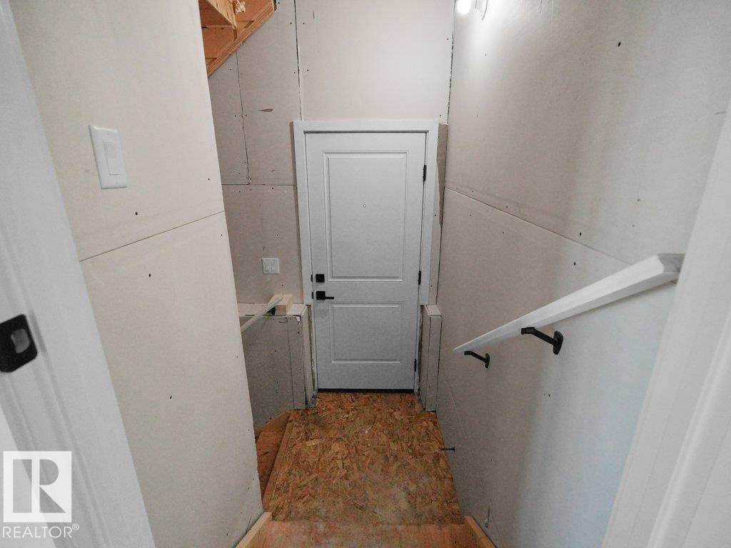 18723 130 ST NW - 36