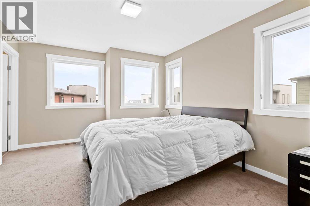 #601 218 Sherwood Square NW - 17