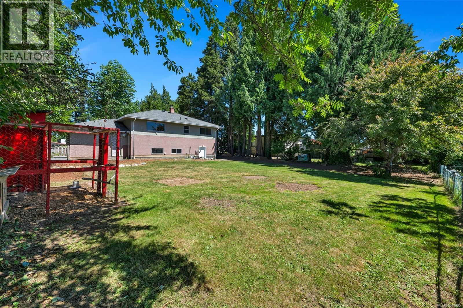 6683 Lincroft Rd - 7