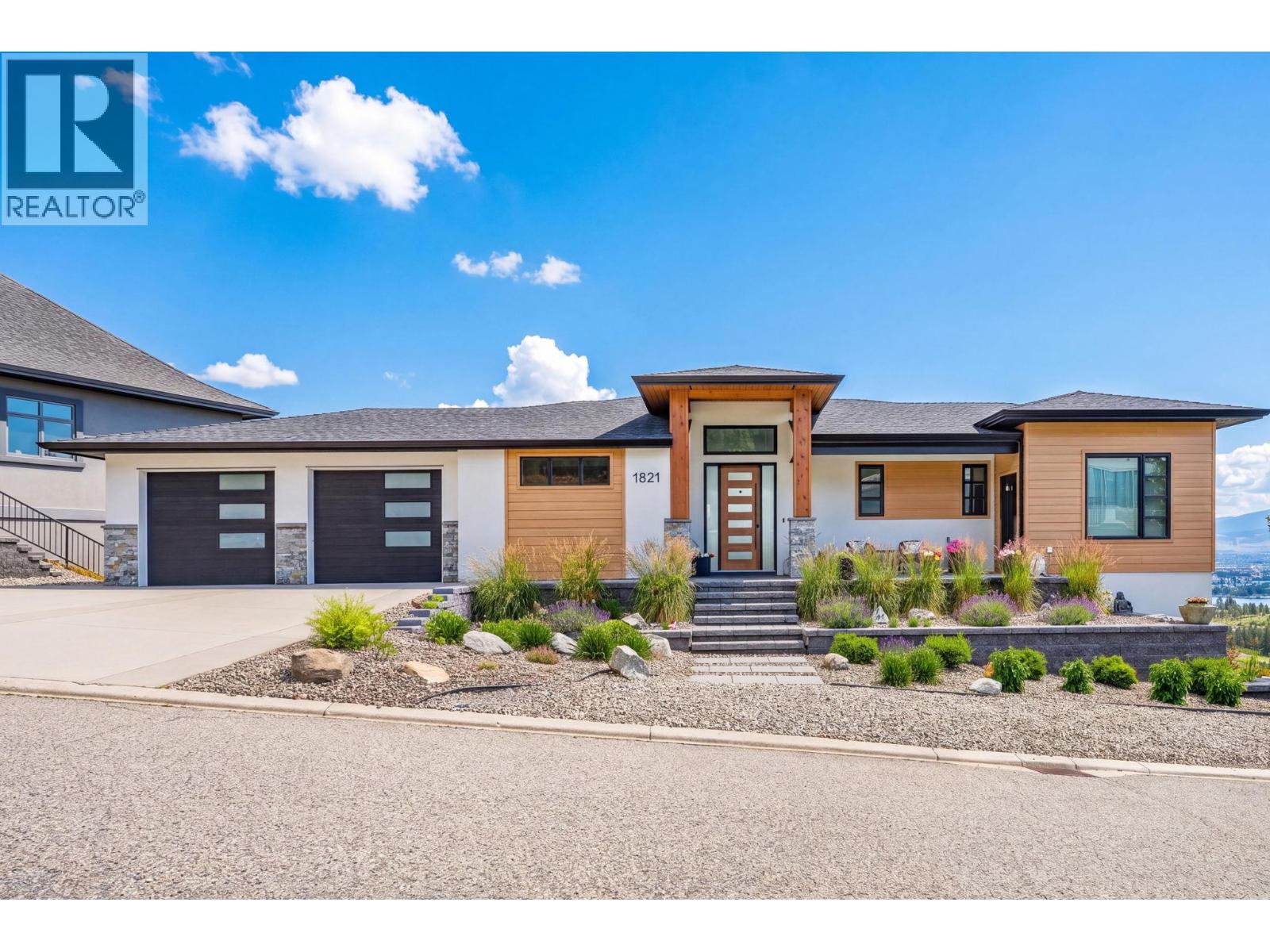 1821 Diamond View Drive, West Kelowna
