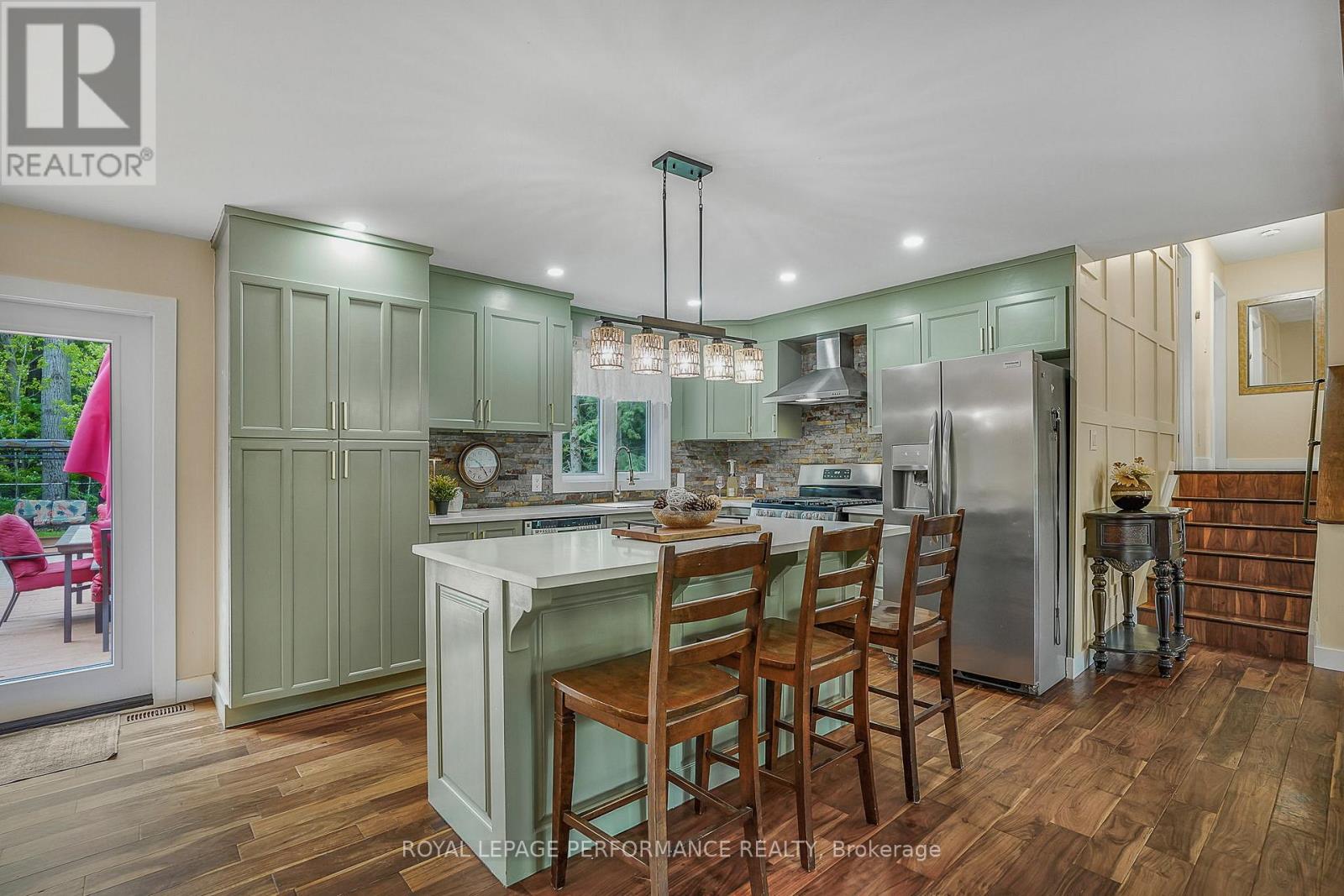 1420 LACROIX ROAD - 10
