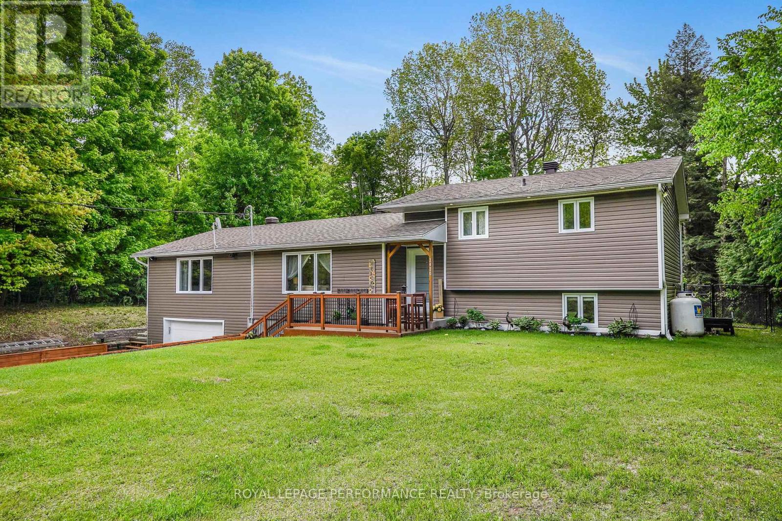 1420 LACROIX ROAD - 4