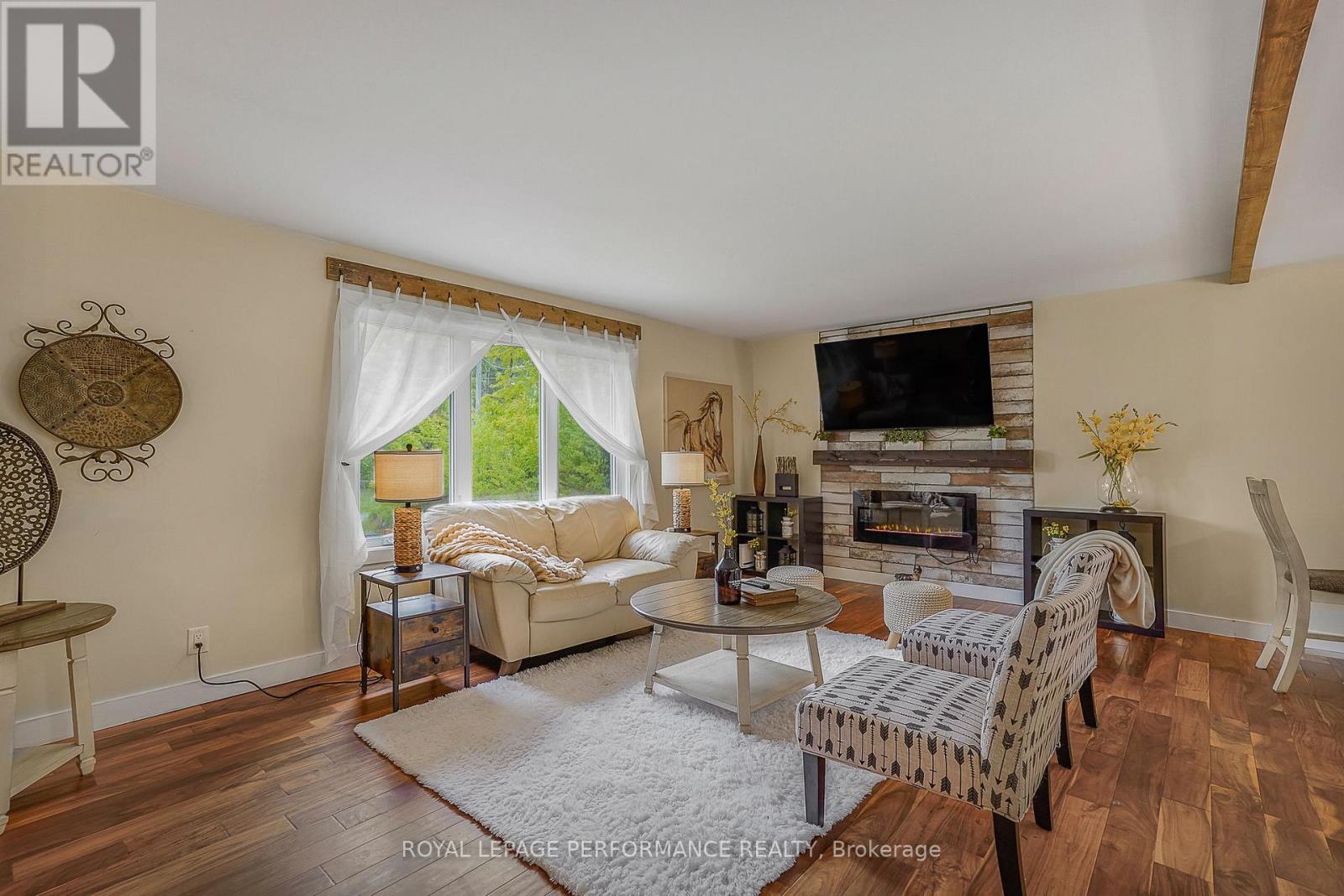 1420 LACROIX ROAD - 5