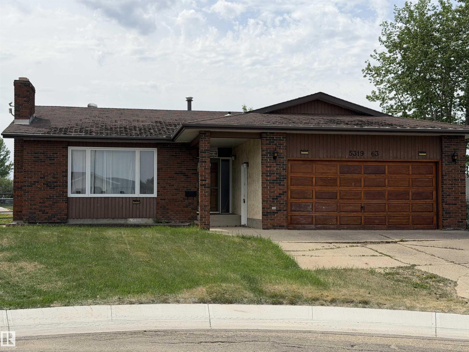 5319 63 ST - 1