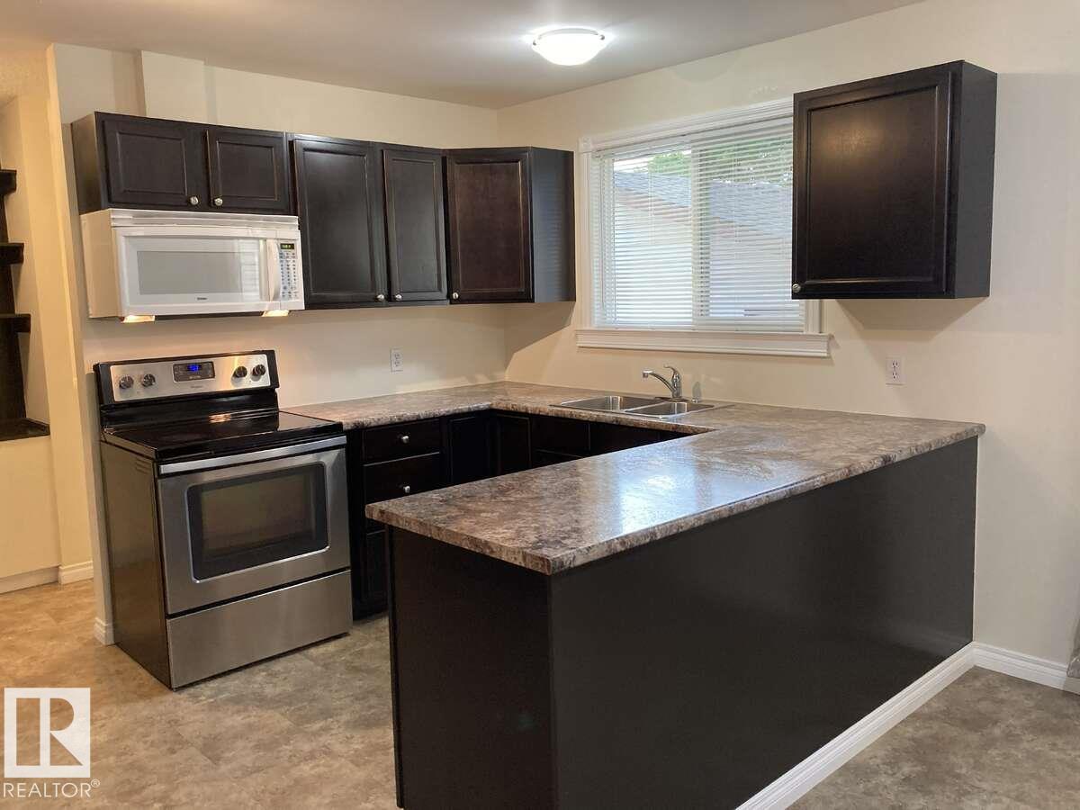 4321 41 AV — photo 35