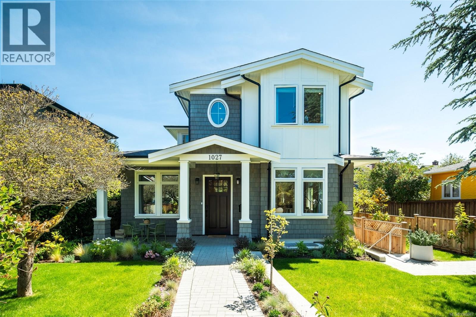 1027 Hampshire Rd - 1