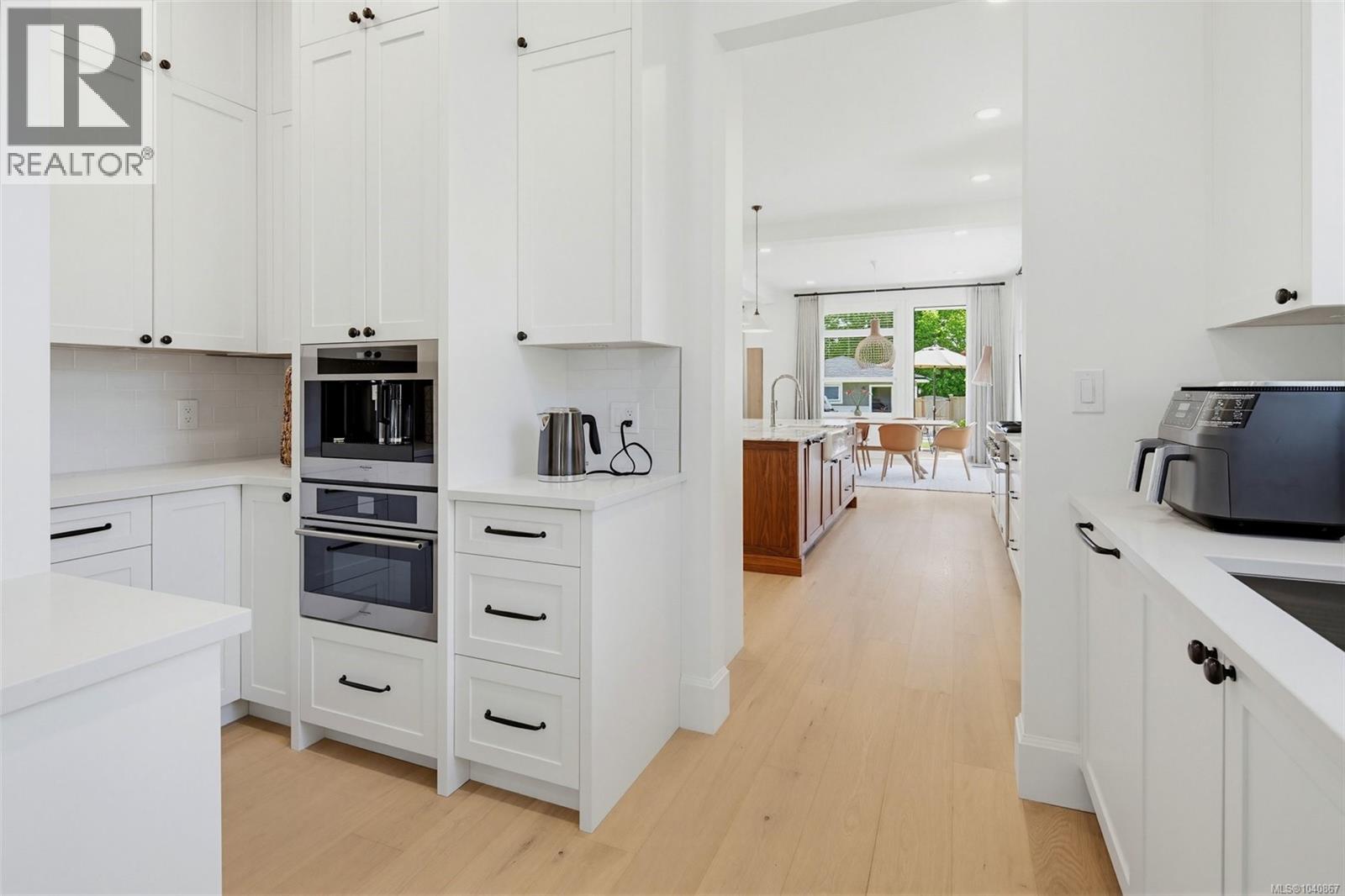 1027 Hampshire Rd - 11