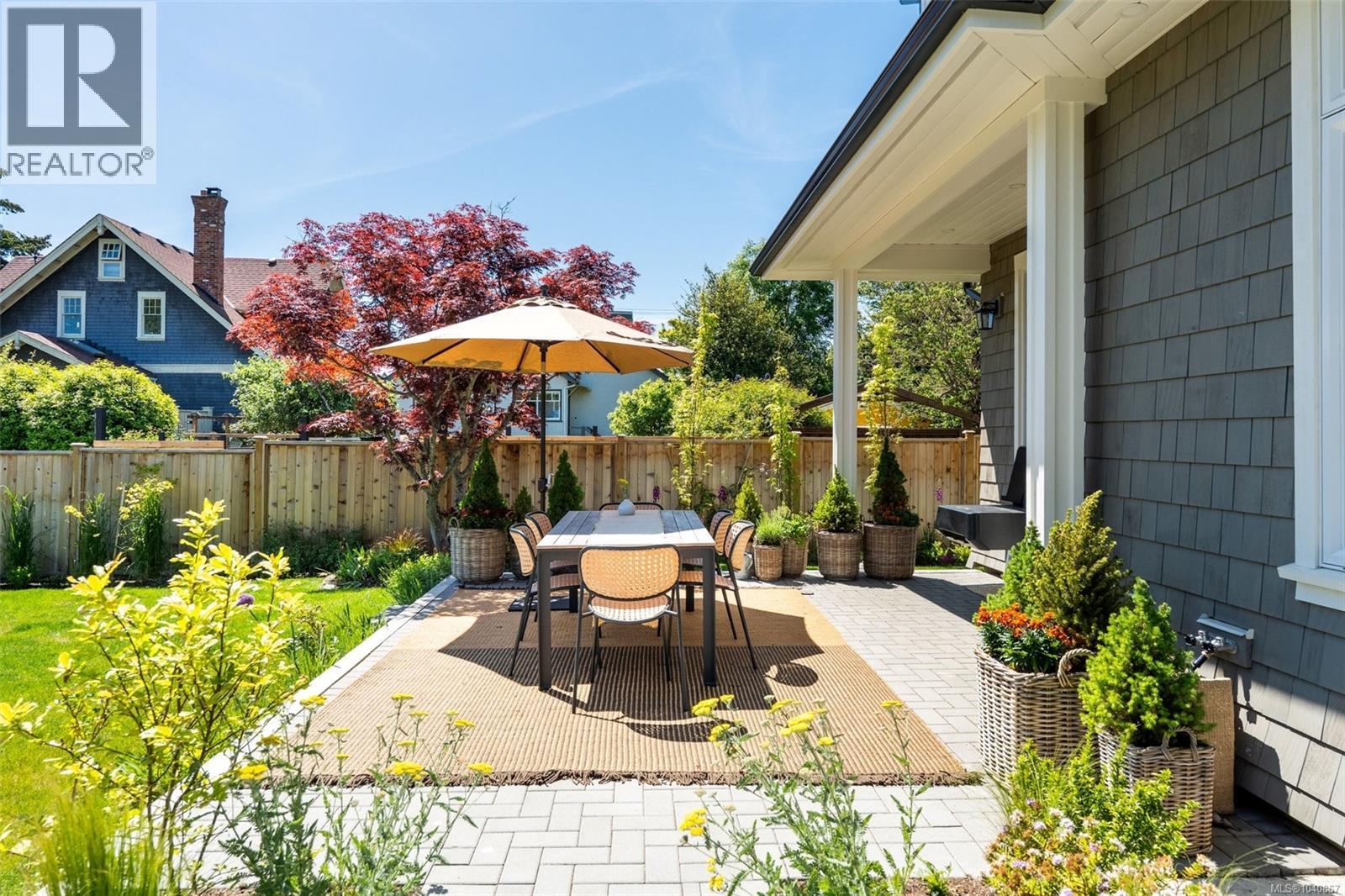 1027 Hampshire Rd - 26