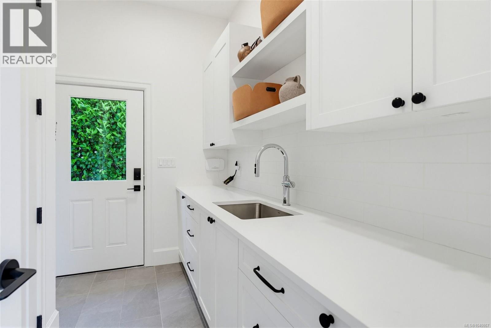 1027 Hampshire Rd - 33