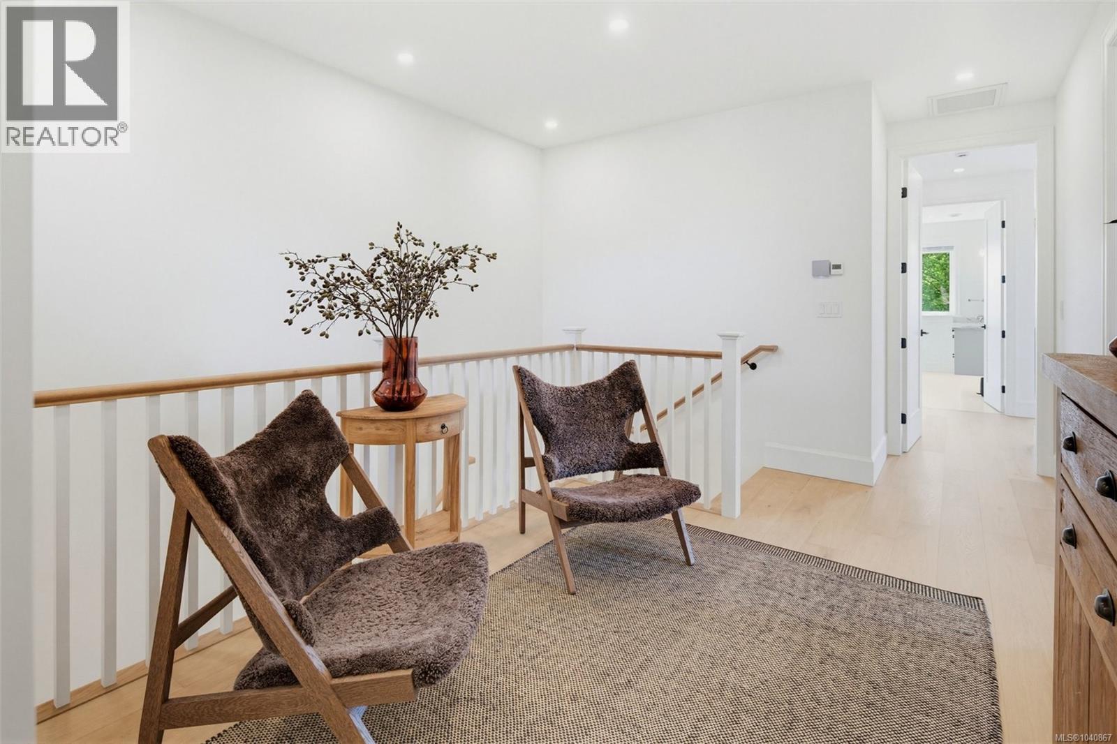 1027 Hampshire Rd - 35