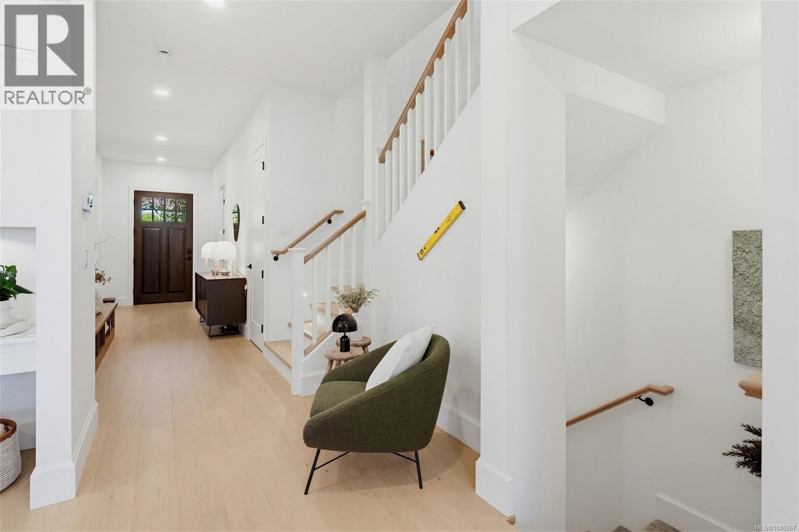 1027 Hampshire Rd - 48