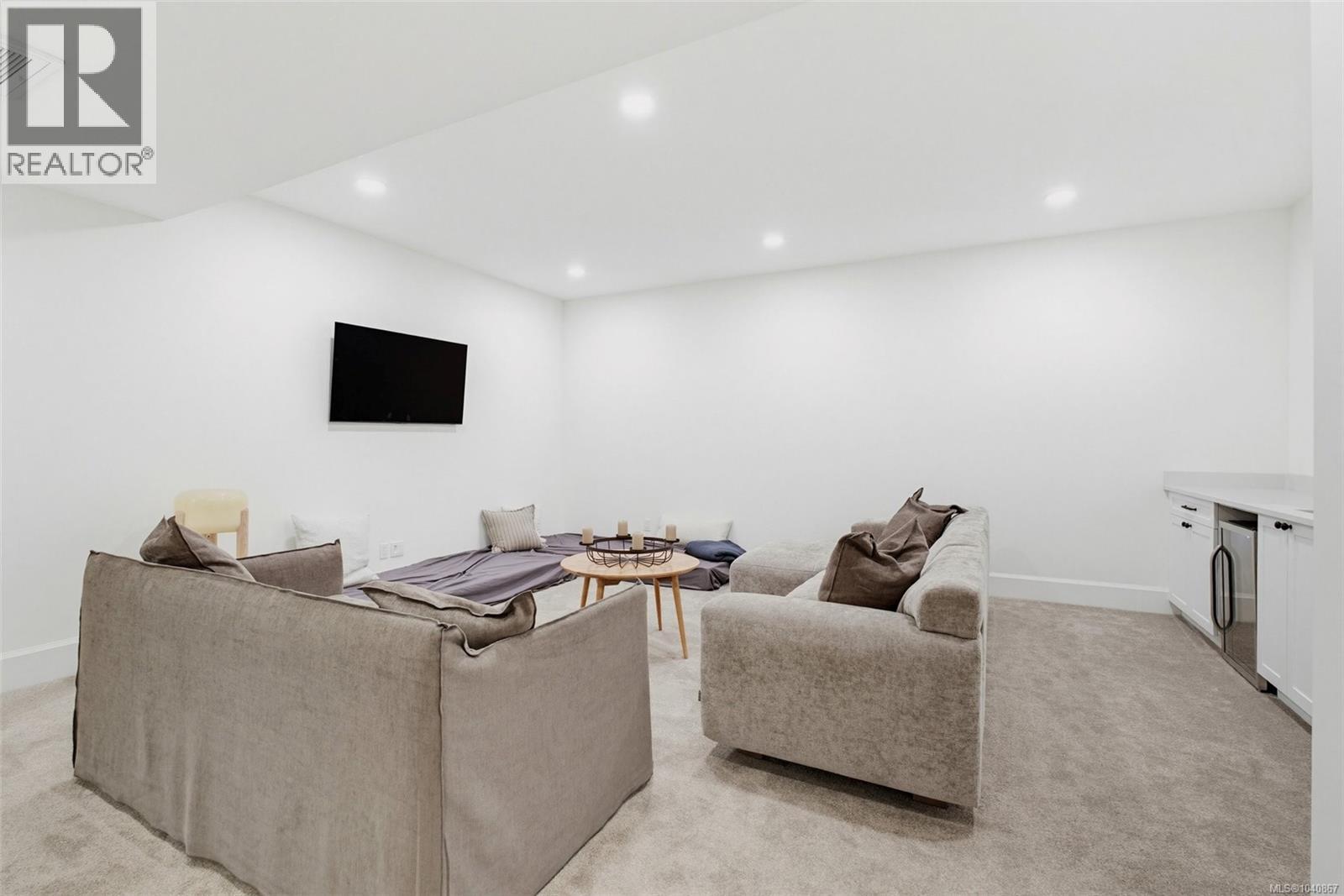 1027 Hampshire Rd - 49