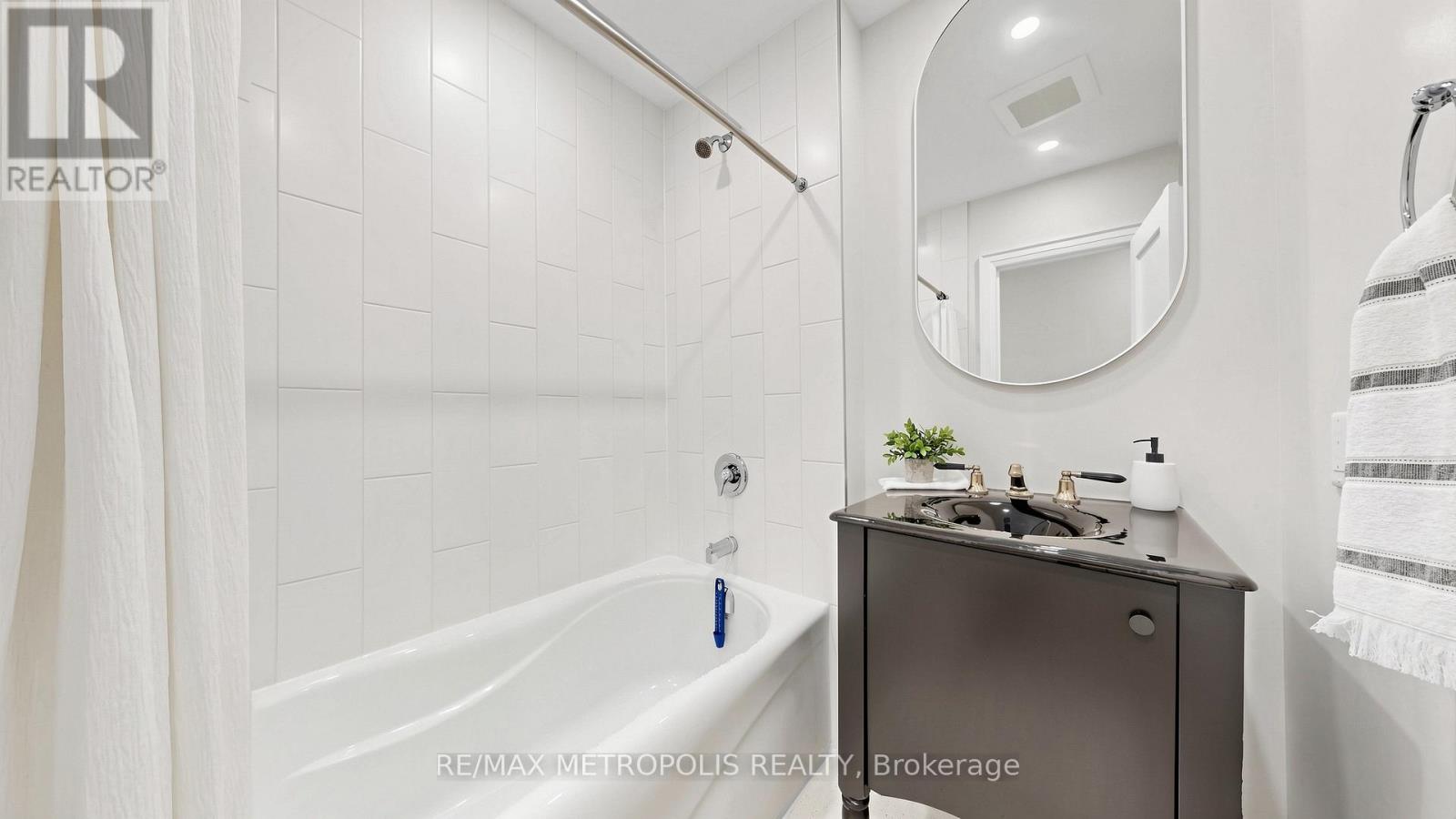 62 DAVELAYNE ROAD - 39