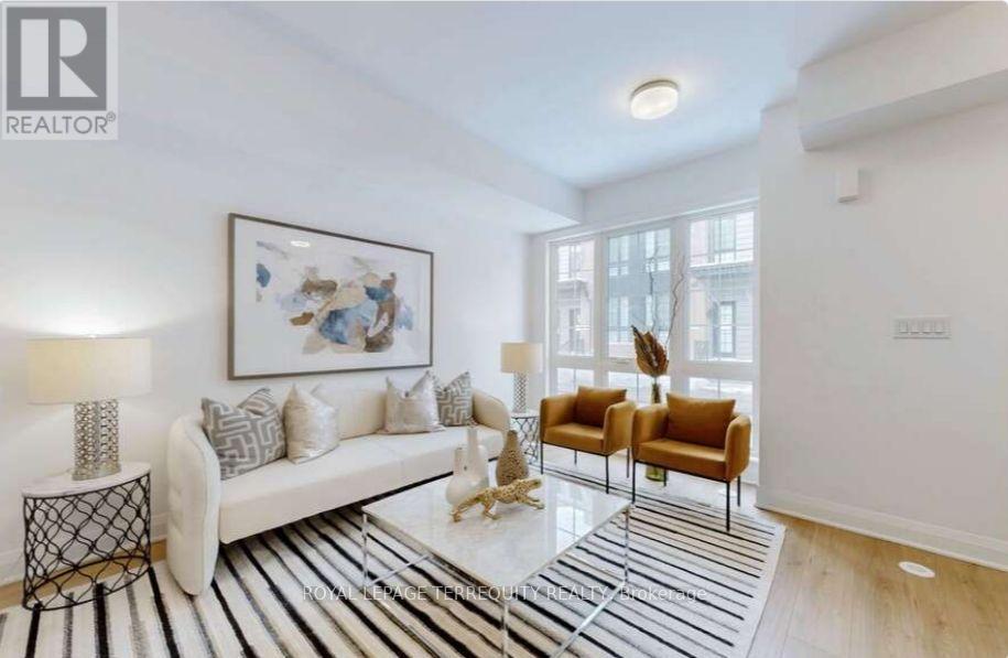 150 ALTON CRESCENT - 4