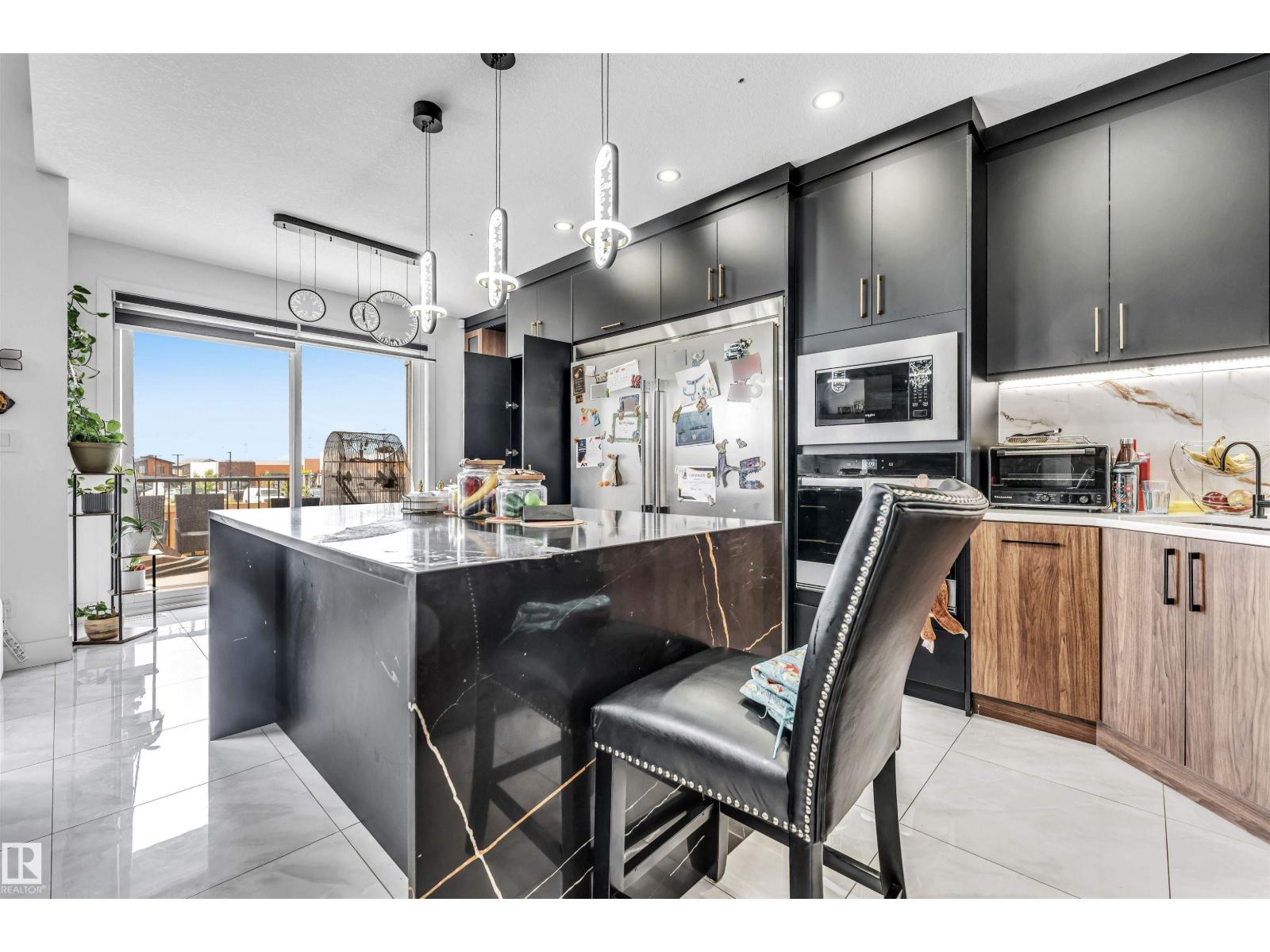 208 33 street SW - 17
