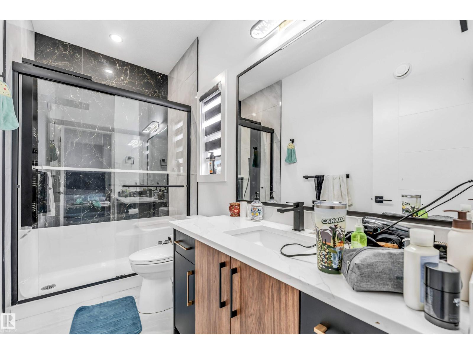 208 33 street SW - 23