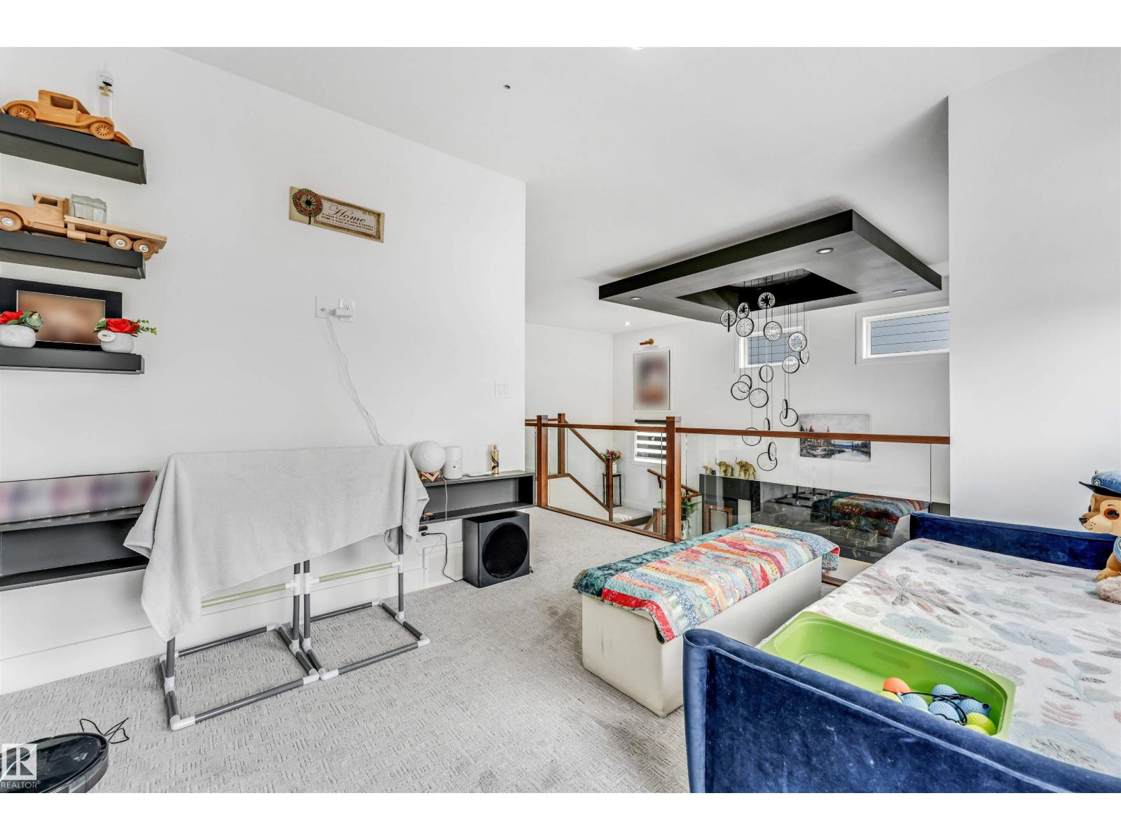 208 33 street SW - 34
