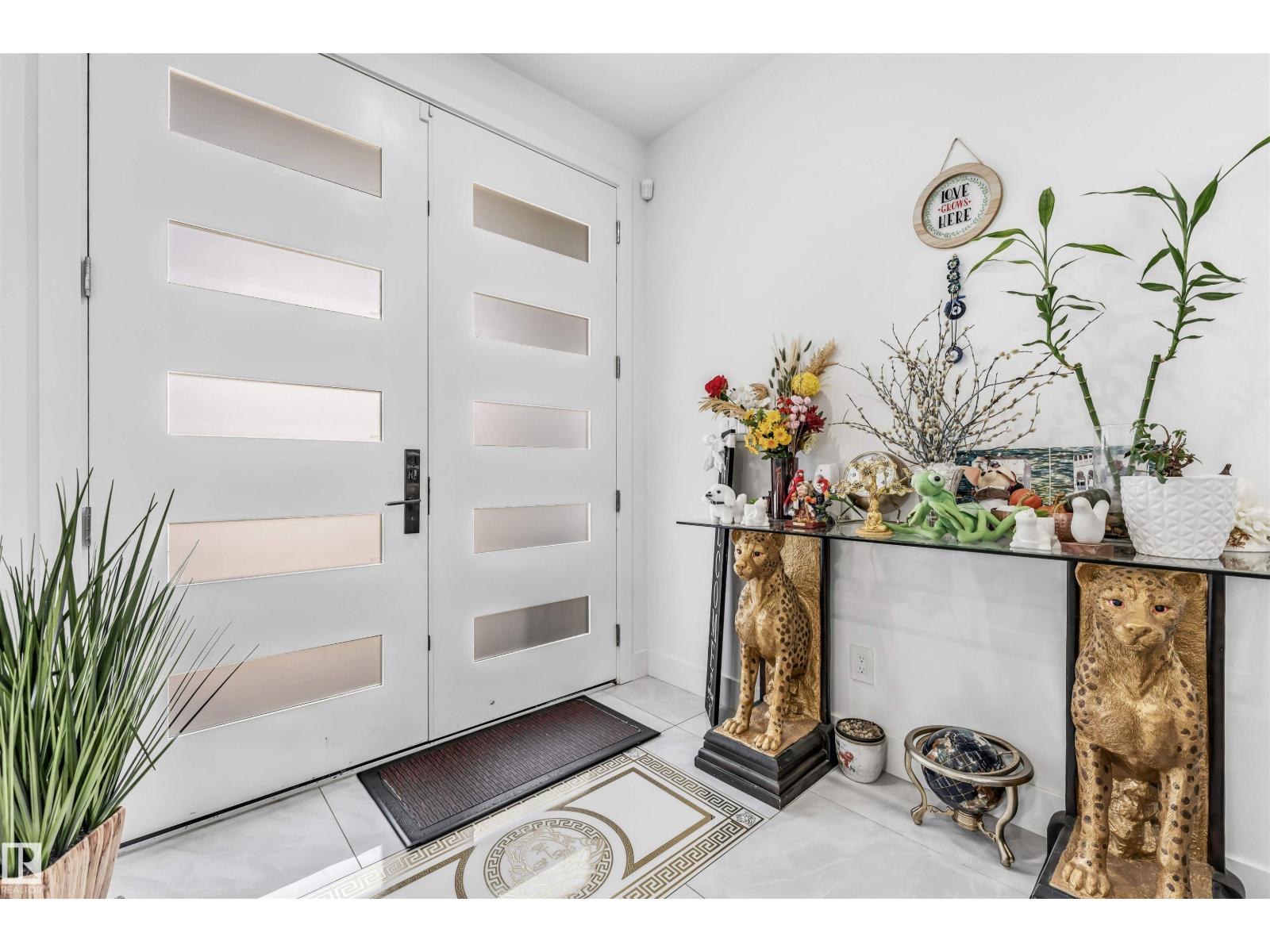208 33 street SW - photo 4