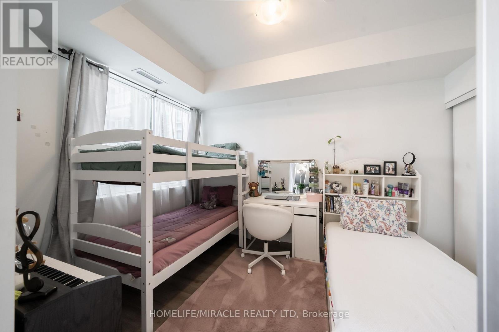 #220 3005 PINE GLEN ROAD - 21