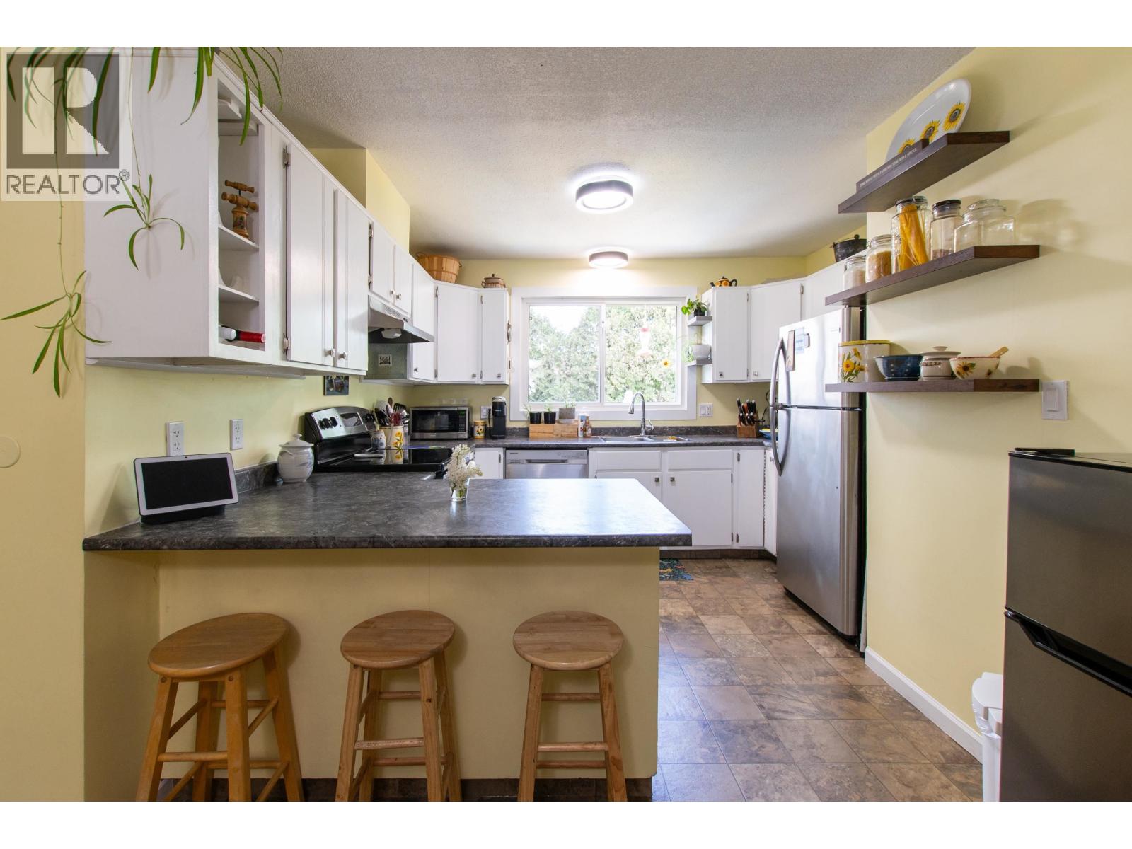 3091 SPRUCE STREET - 8
