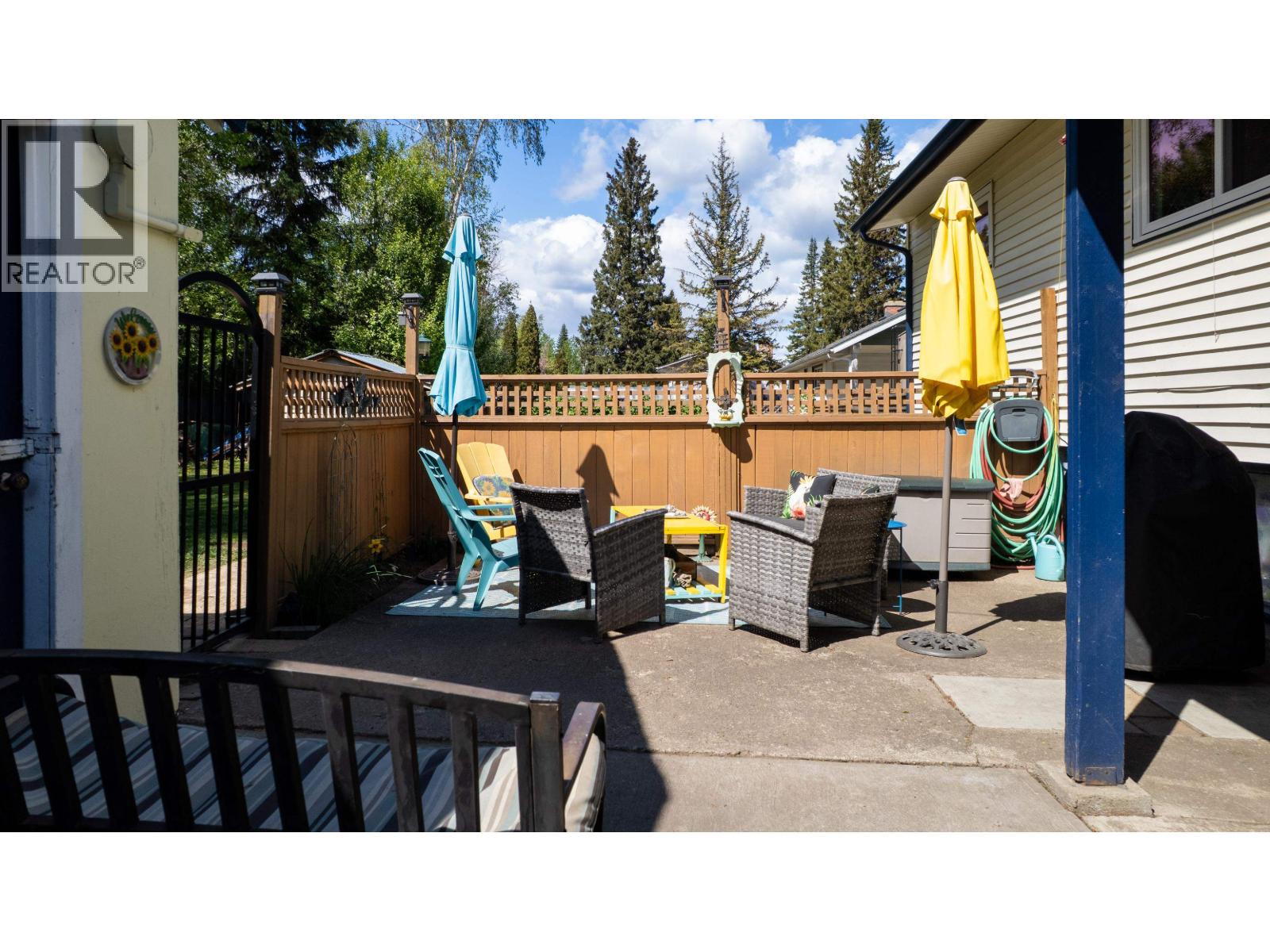 3091 SPRUCE STREET - 20