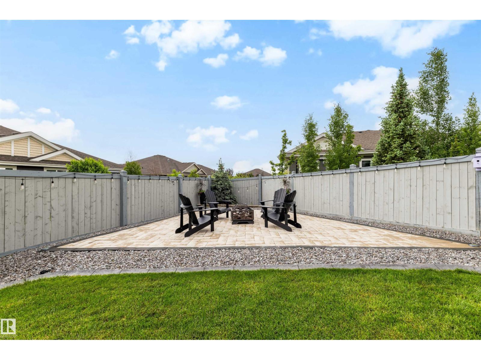 19 LAPIERRE PL — photo 46