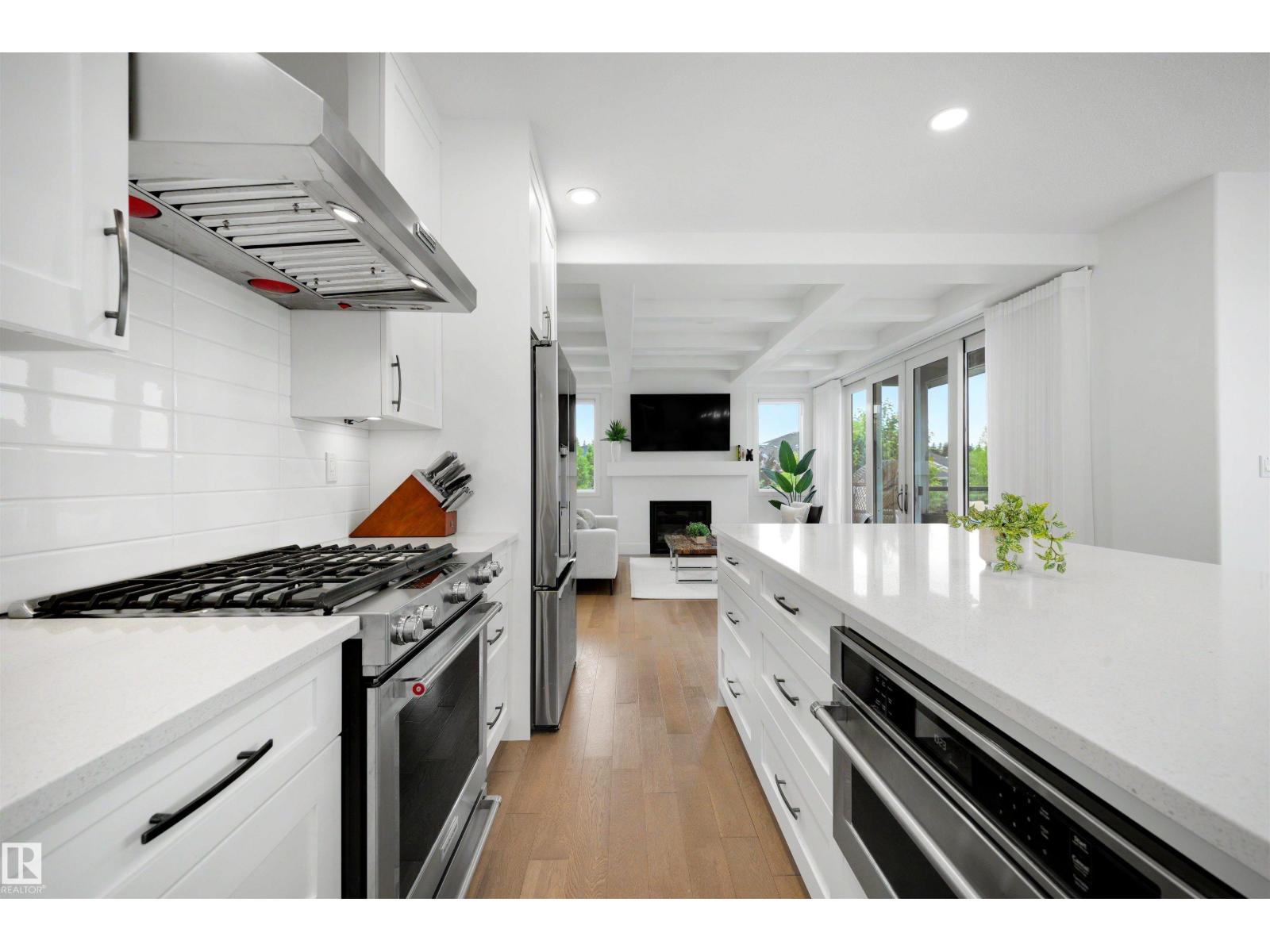 19 LAPIERRE PL — photo 10
