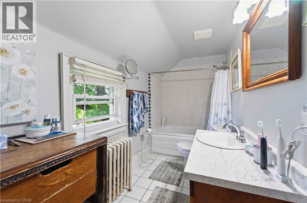 594 NIAGARA STONE Road - 34