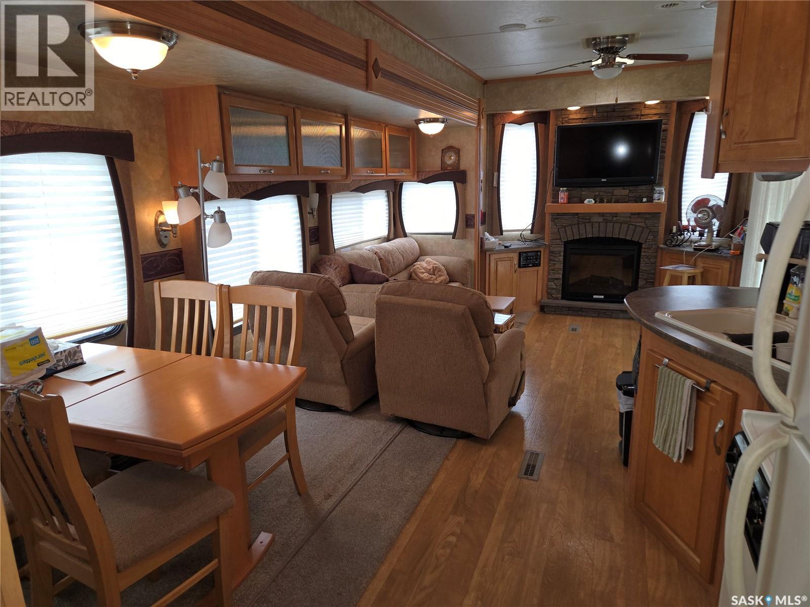 4 Ricks Loop Nobles Point RV Park - photo 3