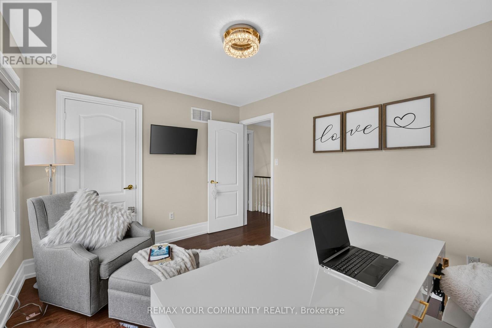 119 TOSCANA ROAD - 33