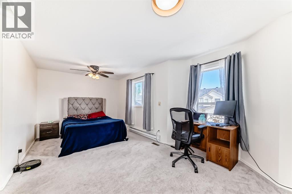 325 Mt Douglas Manor SE - 15