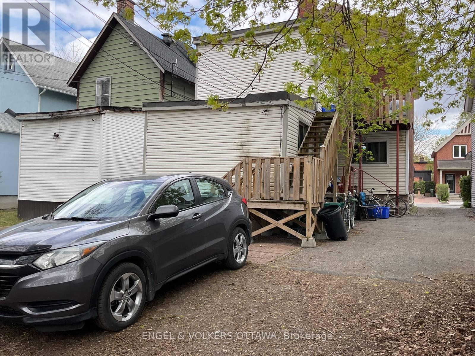 85 WAVERLEY STREET E - 2
