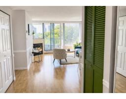 702 13353 108 Avenue, Surrey, BC V3T5T5 Photo 24