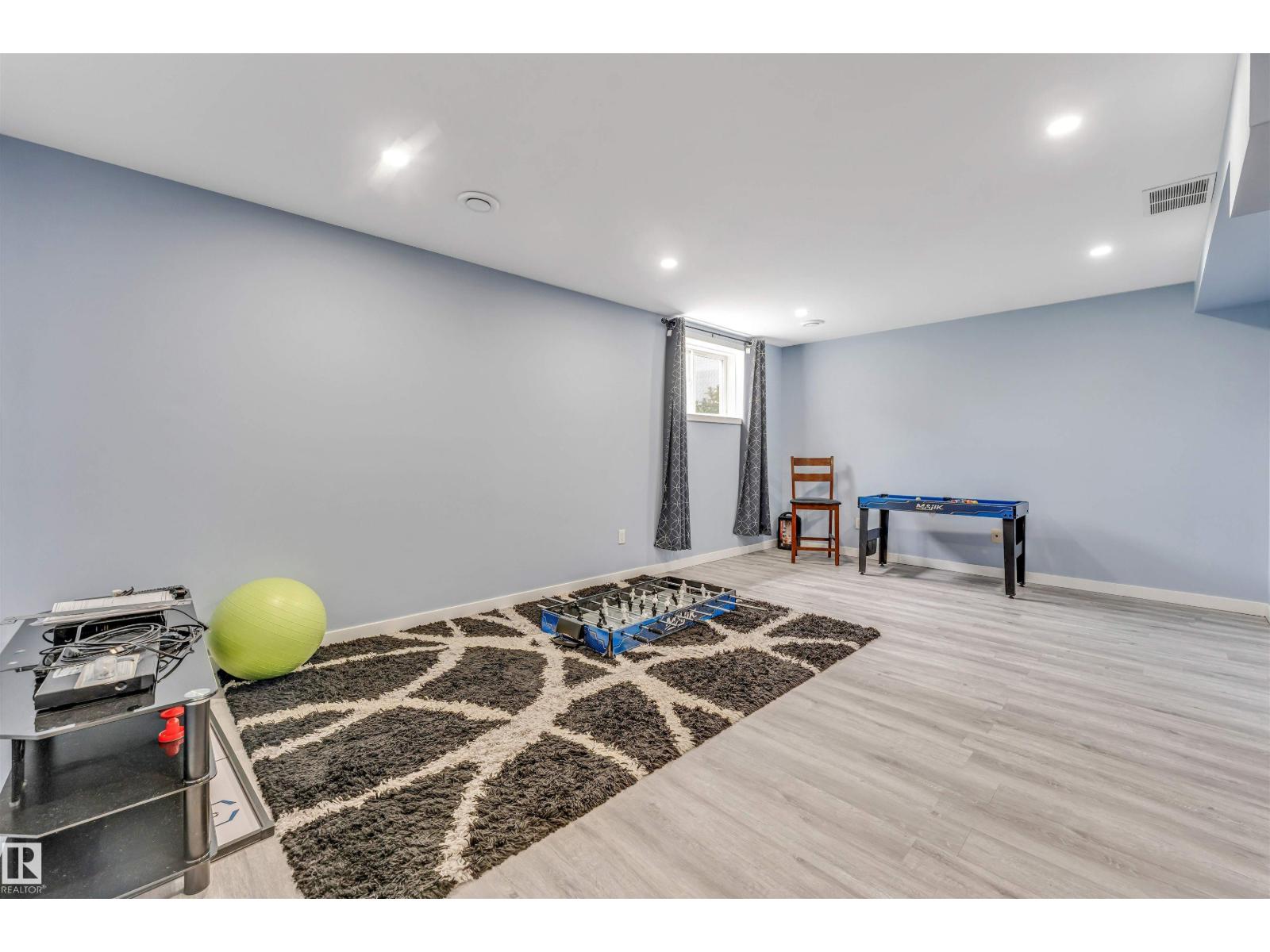 6719 164 Ave NW — photo 34