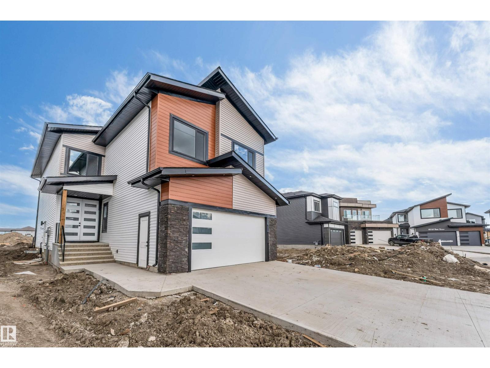 6013 19 ST NE - 2
