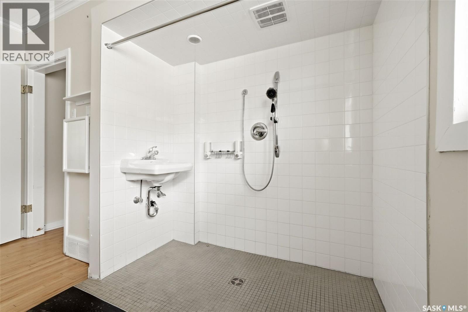 10 Lamont CRESCENT — photo 17