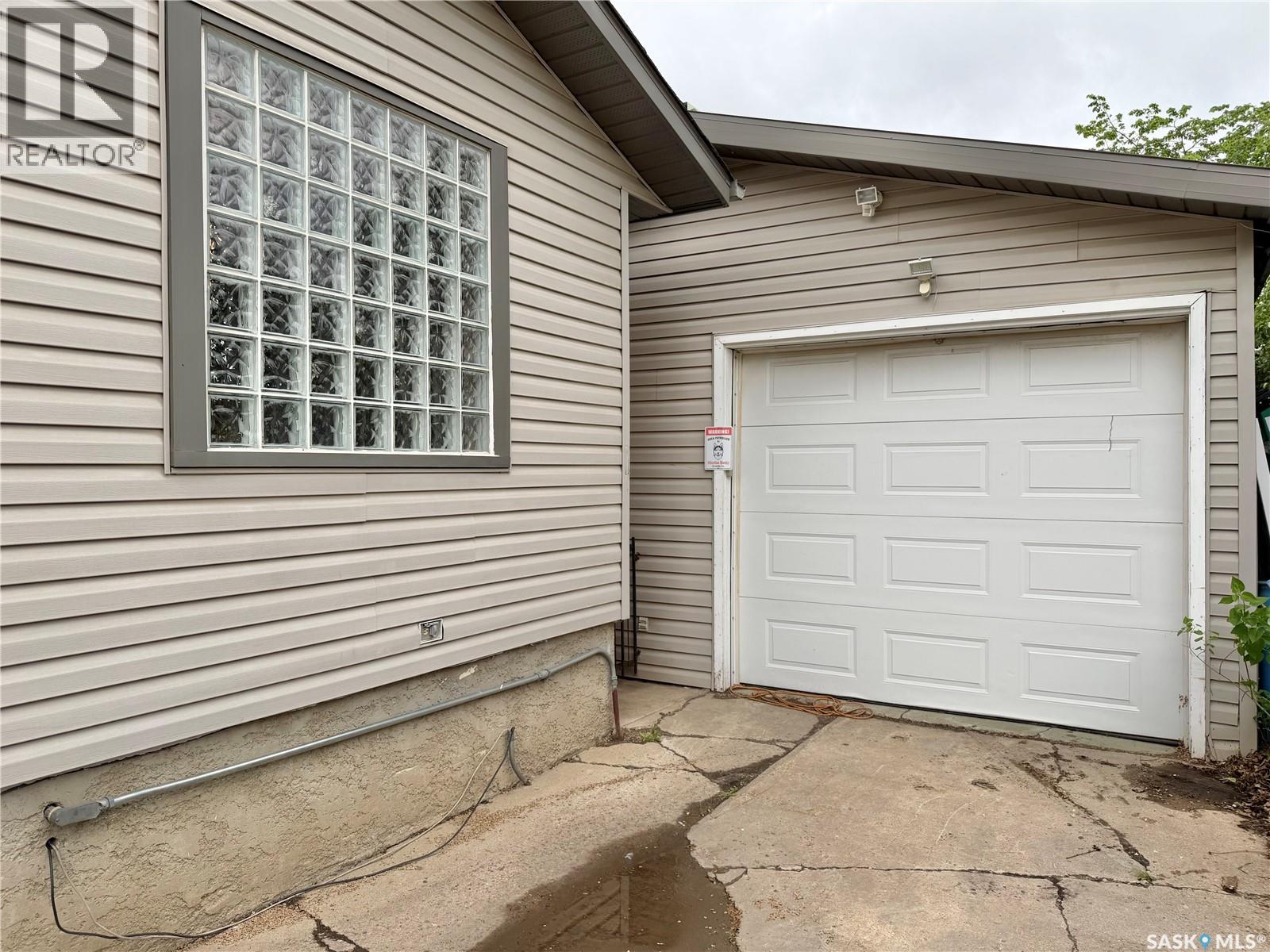 361 Fourth AVENUE N - 52